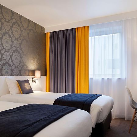 Hotel Kyriad Tours St Pierre Des Corps Gare Saint-Pierre-des-Corps Bagian luar foto