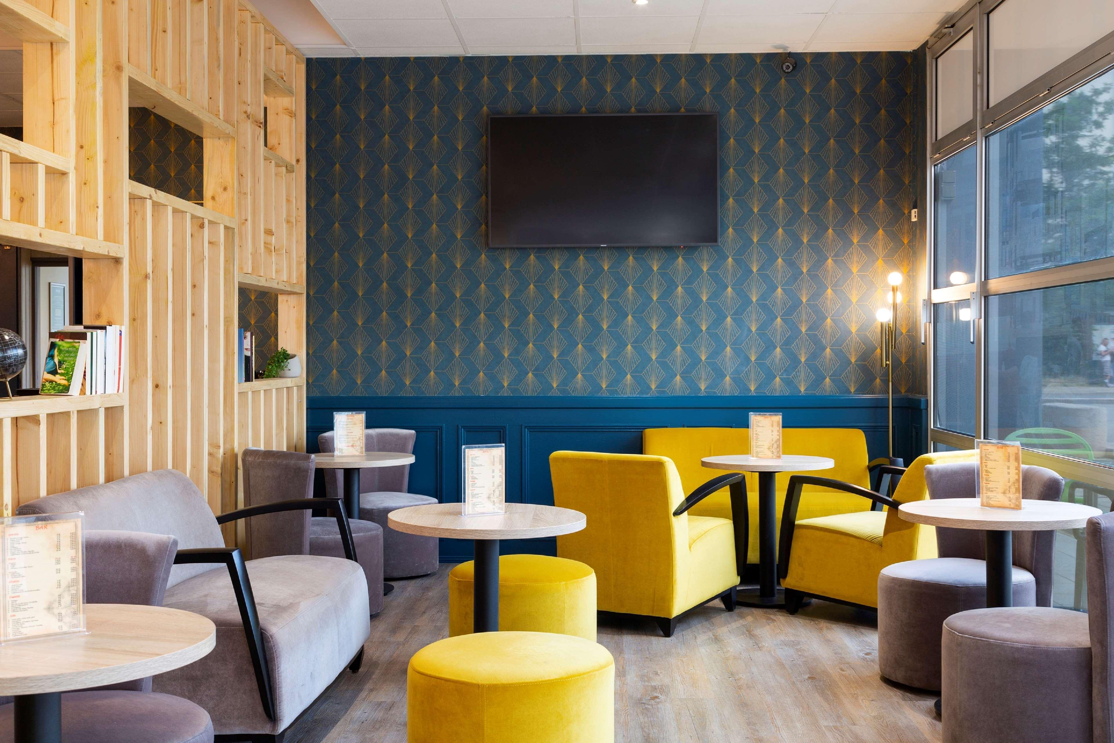 Hotel Kyriad Tours St Pierre Des Corps Gare Saint-Pierre-des-Corps Bagian luar foto