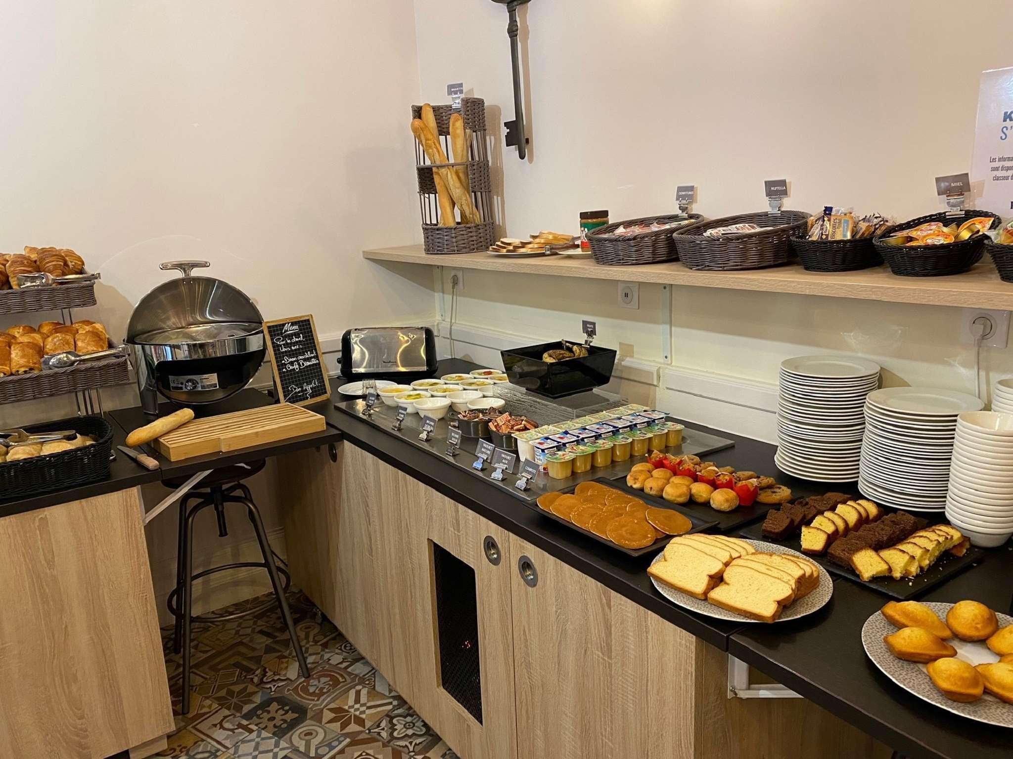 Hotel Kyriad Tours St Pierre Des Corps Gare Saint-Pierre-des-Corps Bagian luar foto