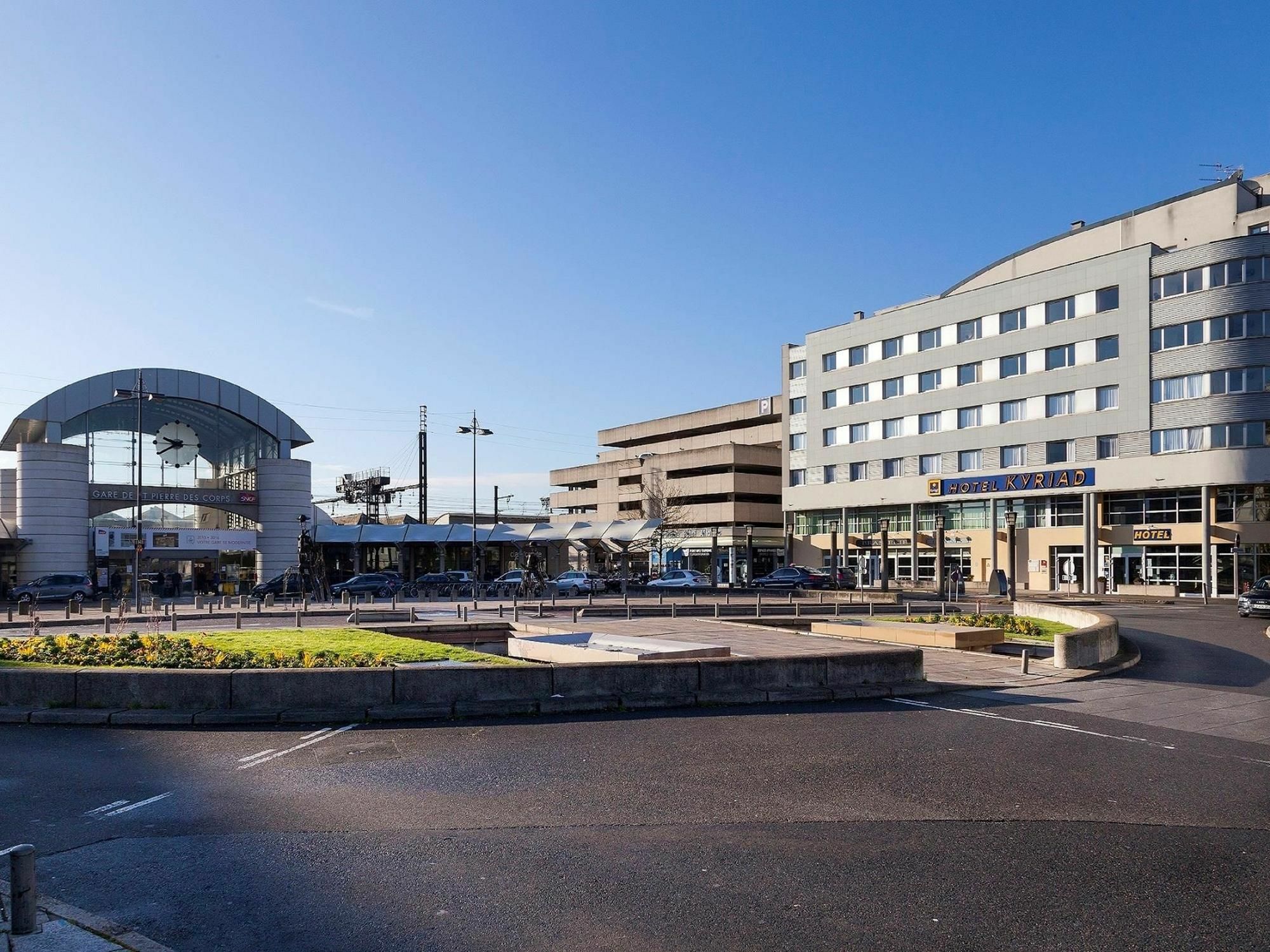 Hotel Kyriad Tours St Pierre Des Corps Gare Saint-Pierre-des-Corps Bagian luar foto